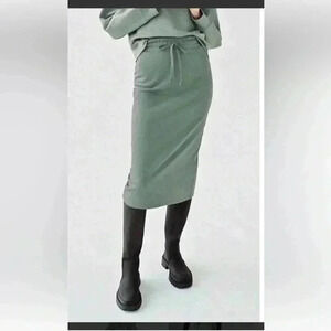 Brand New Zara Women's Fleece Drawstring Midi Skirt Green Size Medium